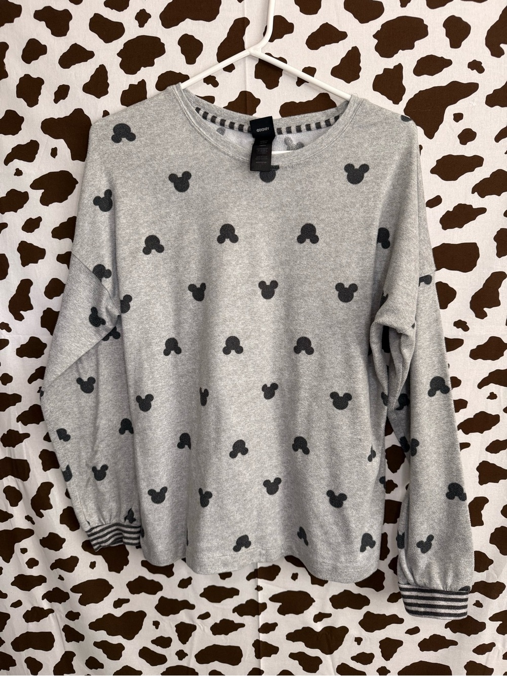 Disney Mickey Mouse Gray Knit Long Sleeve Pajama Set Elastic Waist Women's M
